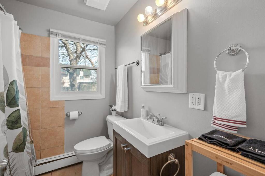 Apartamento Tranquil 2br Mpls - 8075 2 *